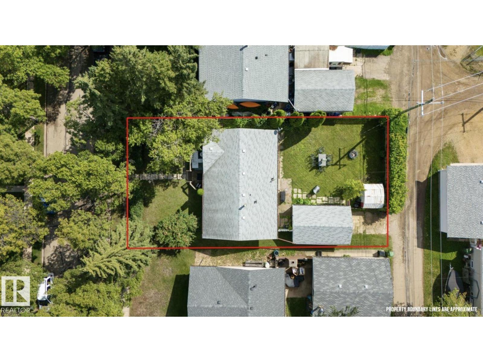 6221 44B Avenue - 50