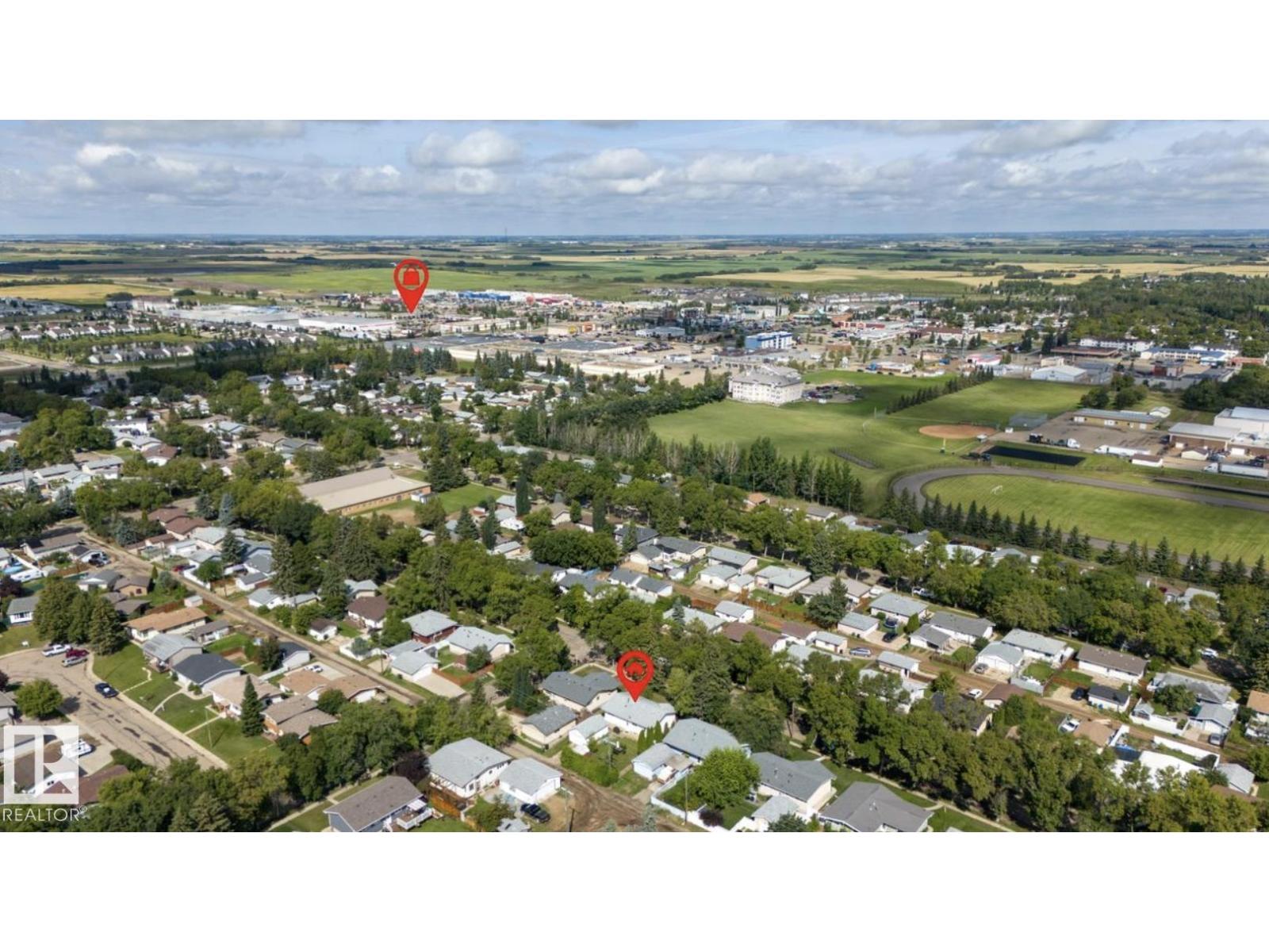 6221 44B Avenue - 52