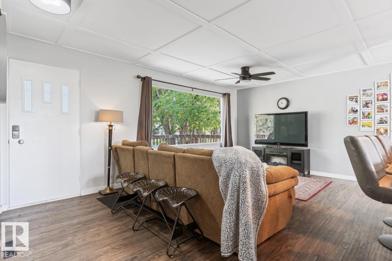 6221 44B Avenue - Image 8