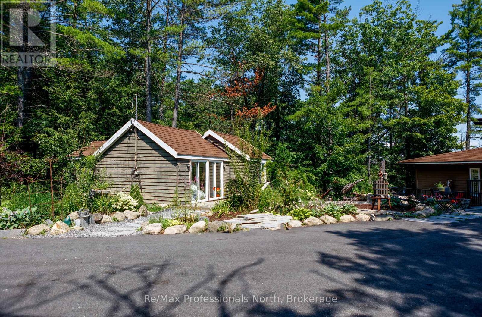 2164 169 MUSKOKA ROAD - 13