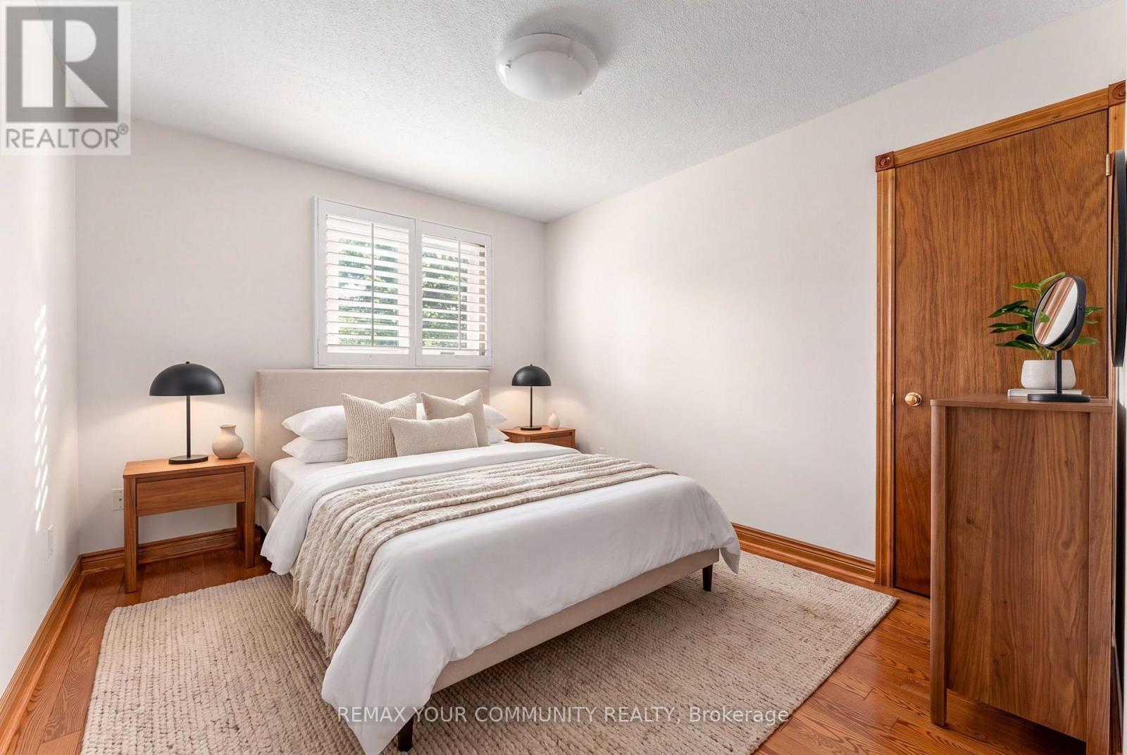 4 TOMEL COURT - Image 37