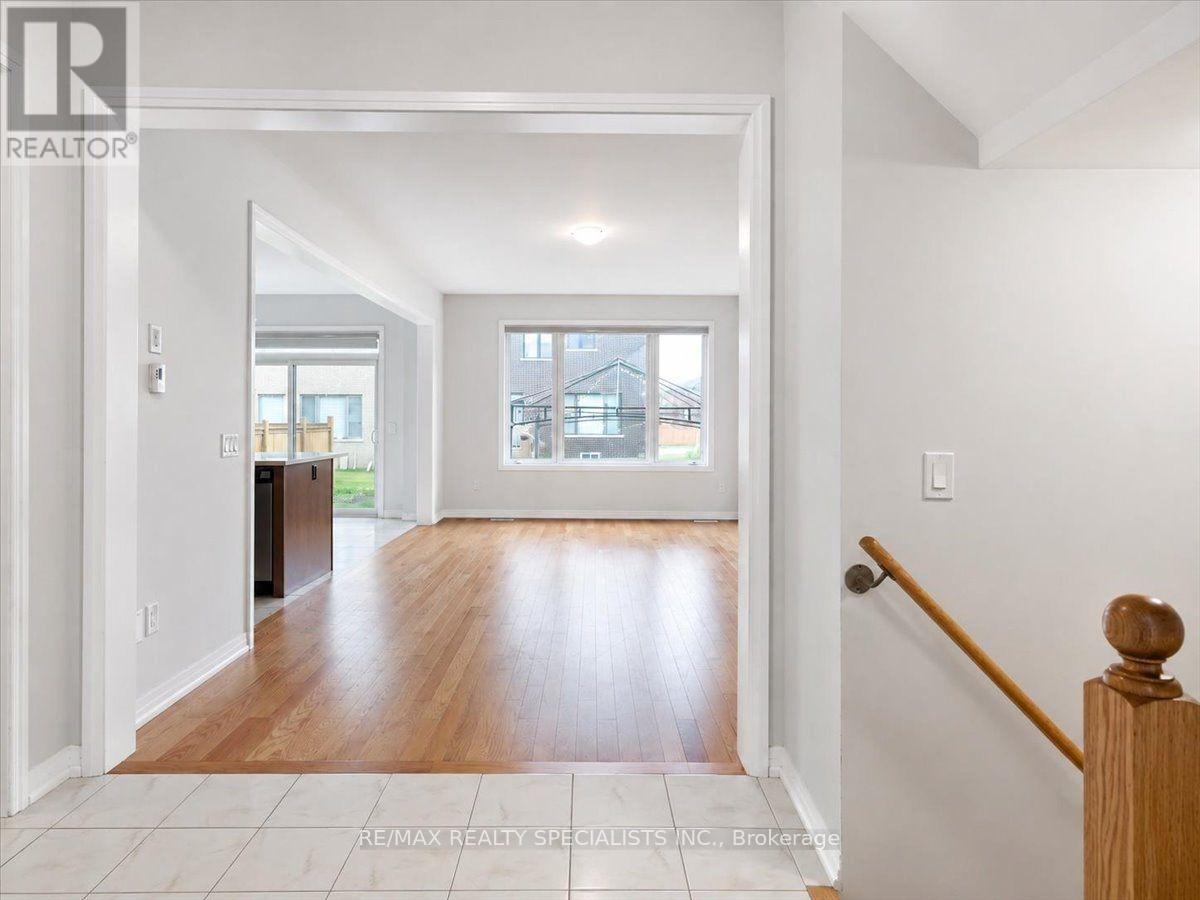 169 SILVERWOOD CRESCENT - 13