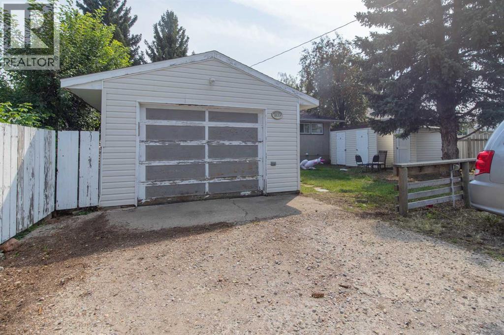 1827 16 Avenue S - Image 26