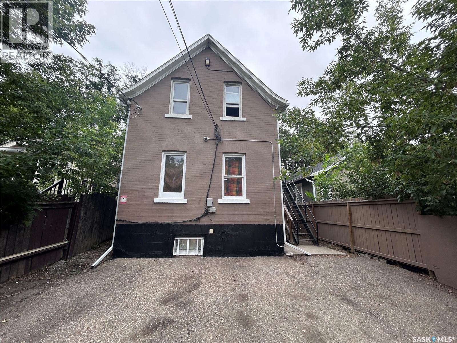 109 28th STREET W - 2