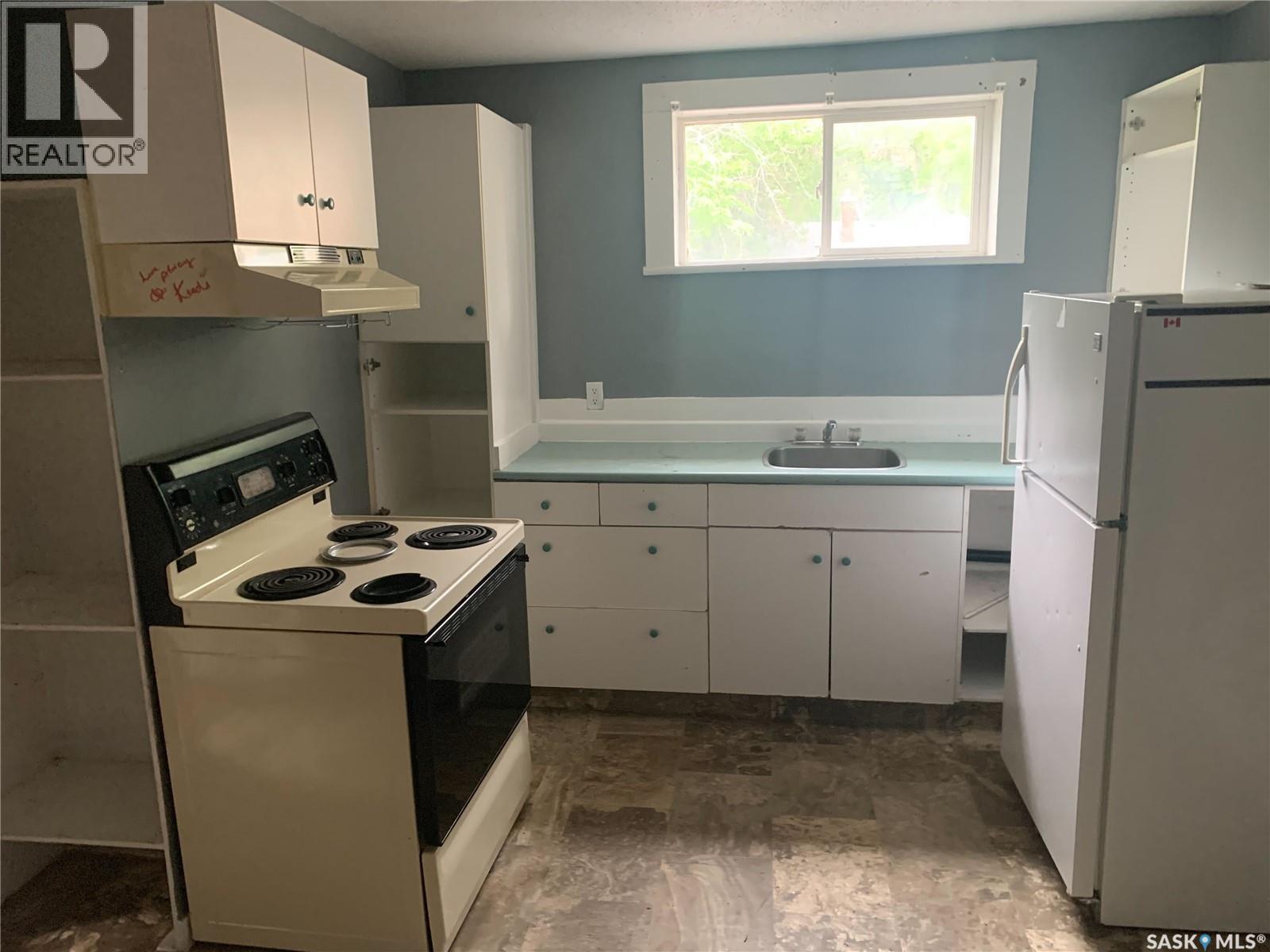 109 28th STREET W - 9