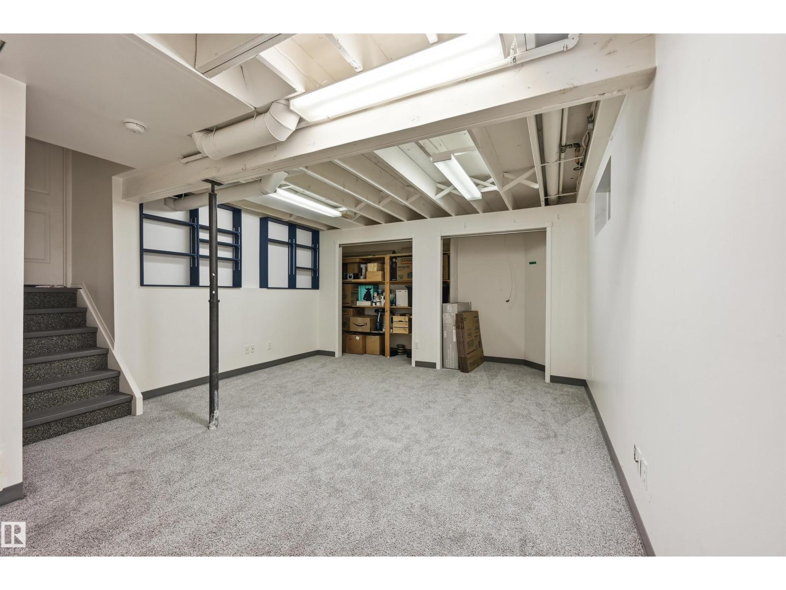 18639 72 AV NW - Image 34