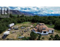 395 A 96 Street, Oliver, BC V0H1V0 Photo 9