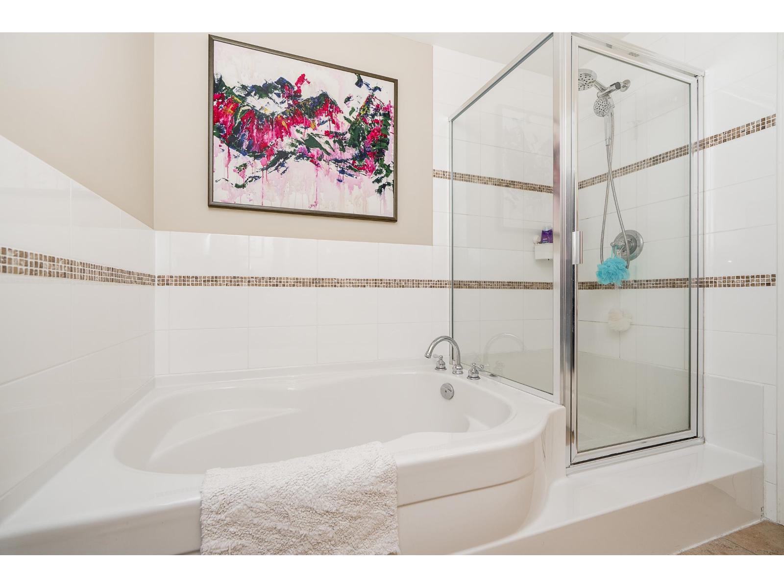 403 1551 FOSTER STREET, White Rock