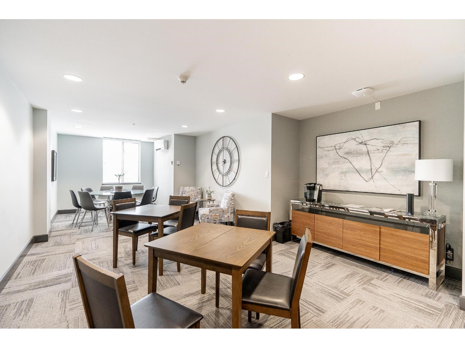 403 1551 FOSTER STREET, White Rock