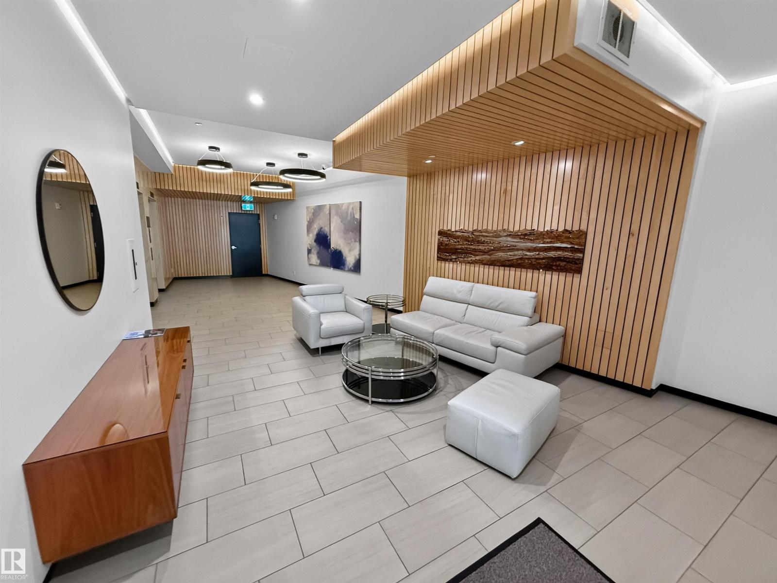 #803 10028 119 ST NW - Image 45