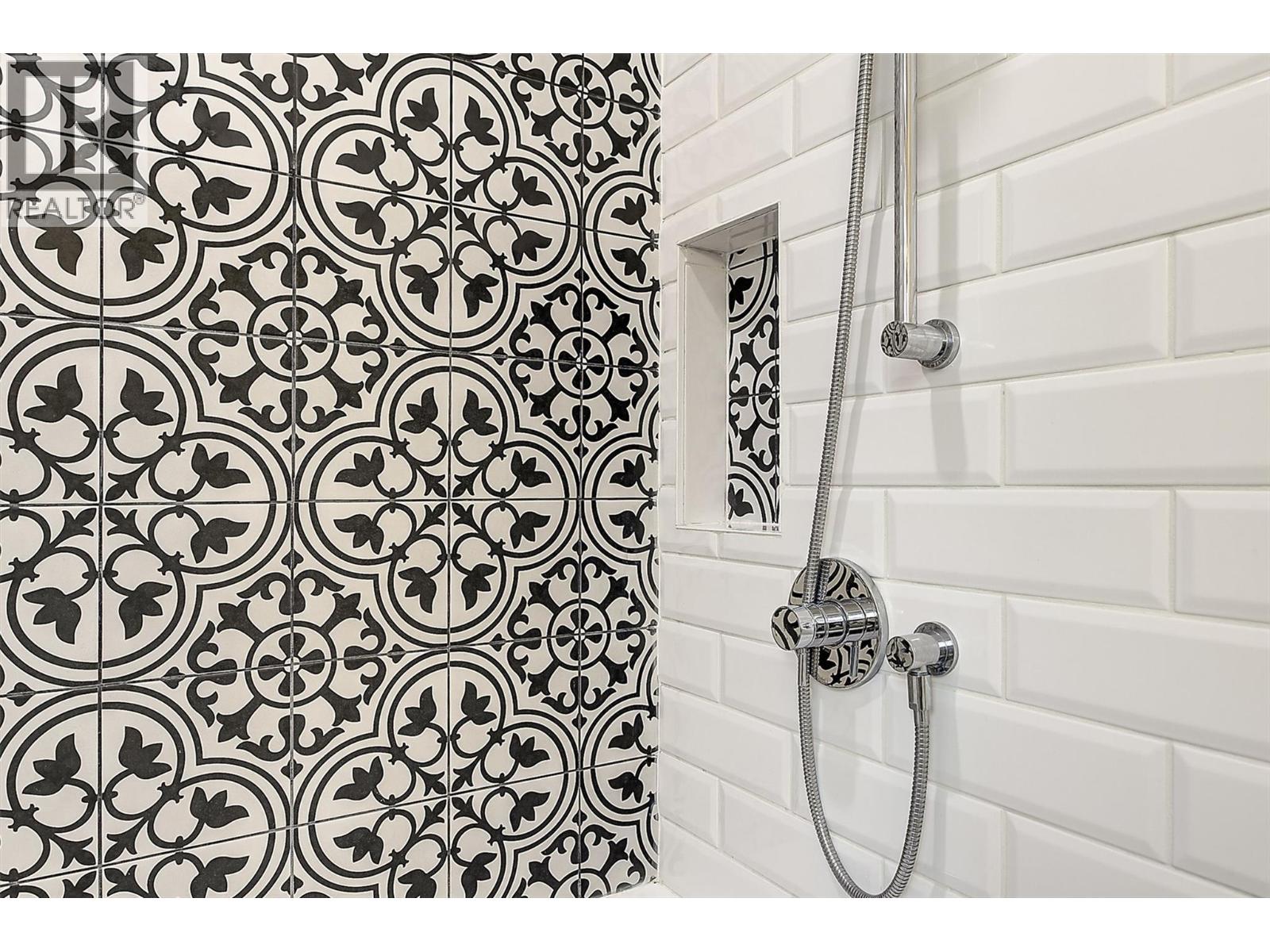 #110 133 Wyndham Crescent - Image 20