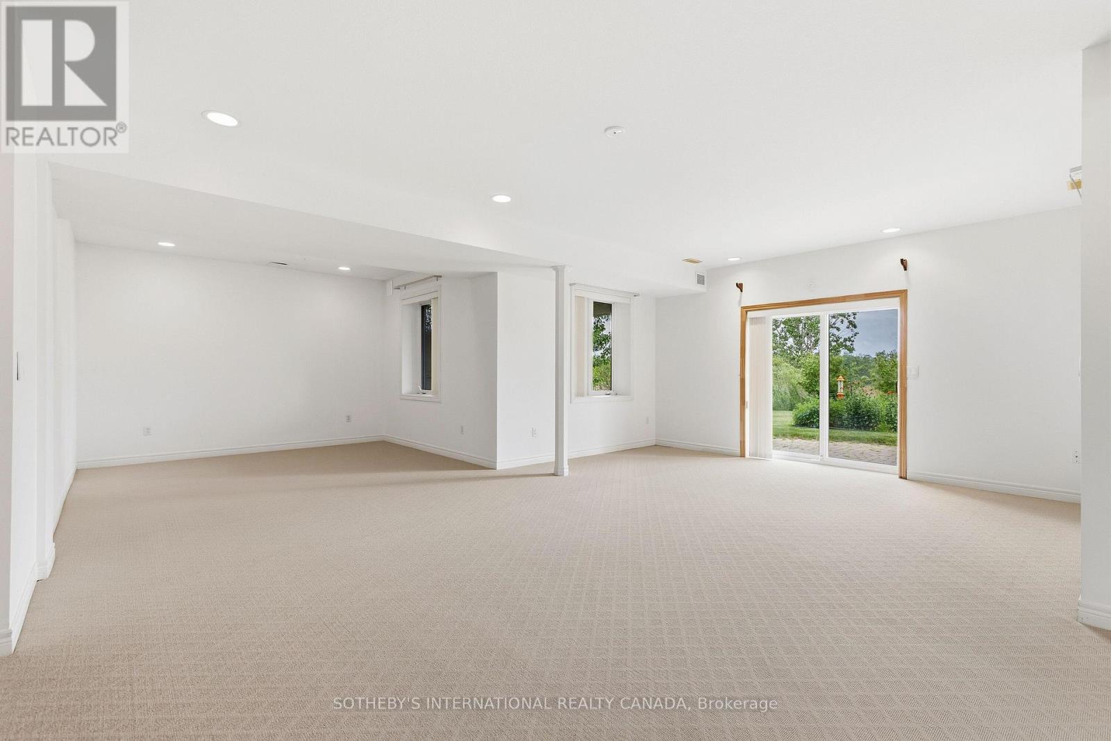 208 MUIRFIELD TRAIL - Image 25