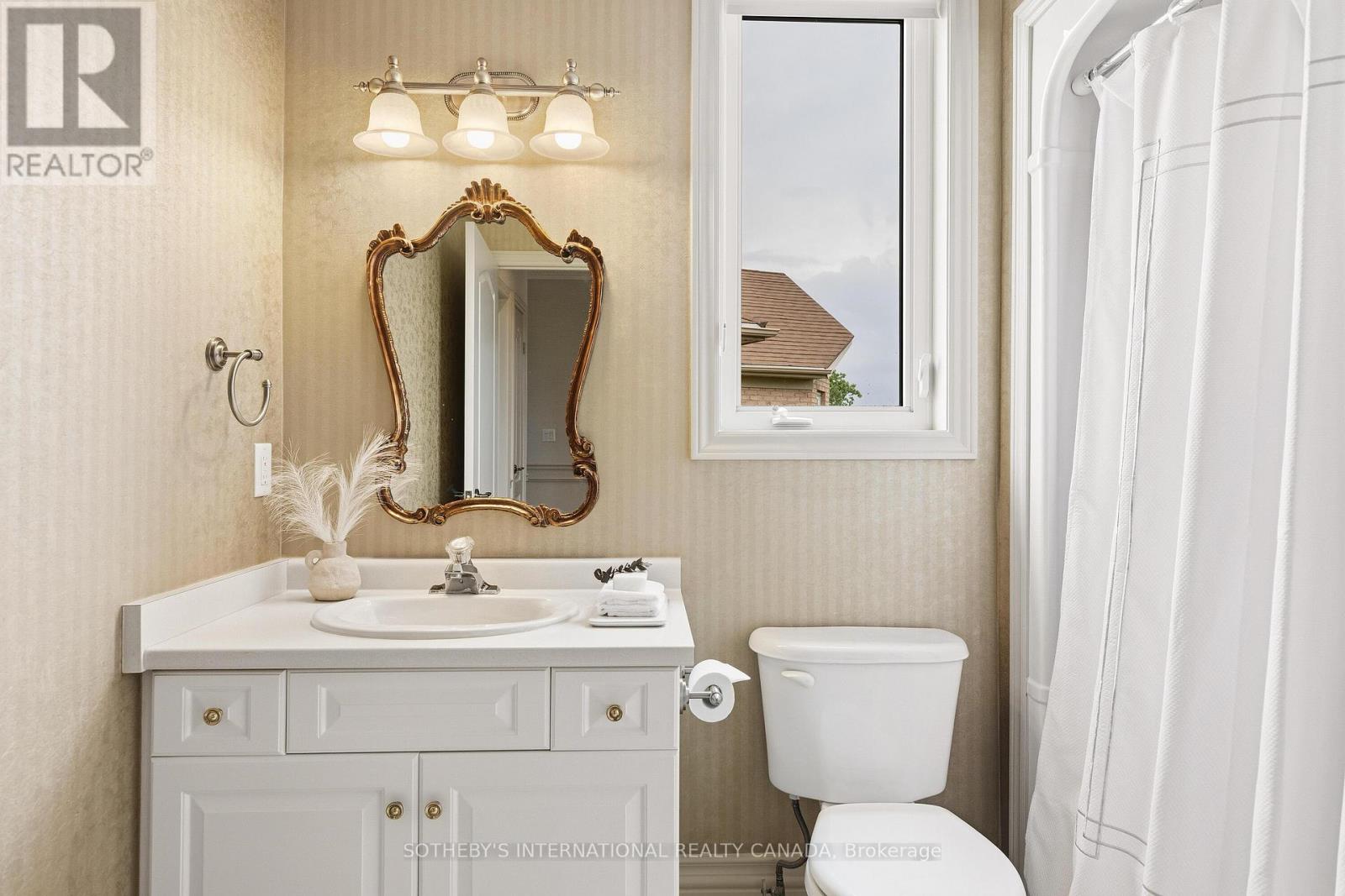 208 MUIRFIELD TRAIL - Image 22