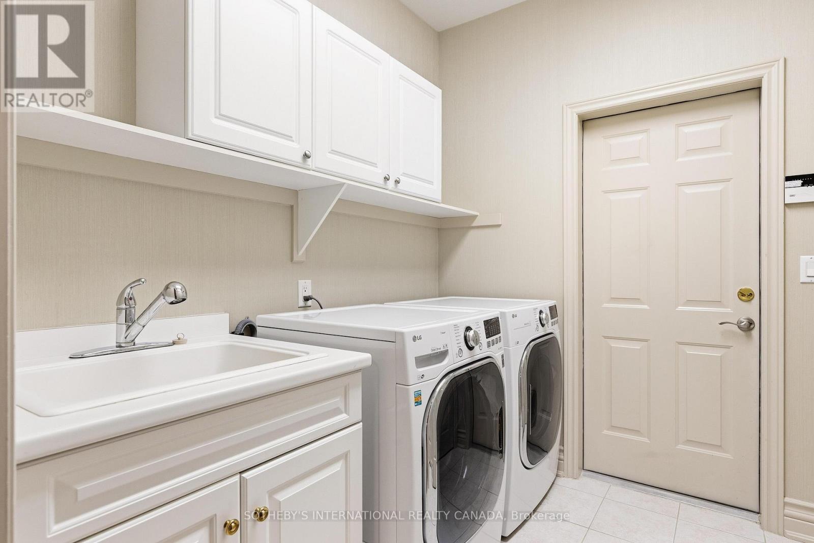 208 MUIRFIELD TRAIL - Image 31