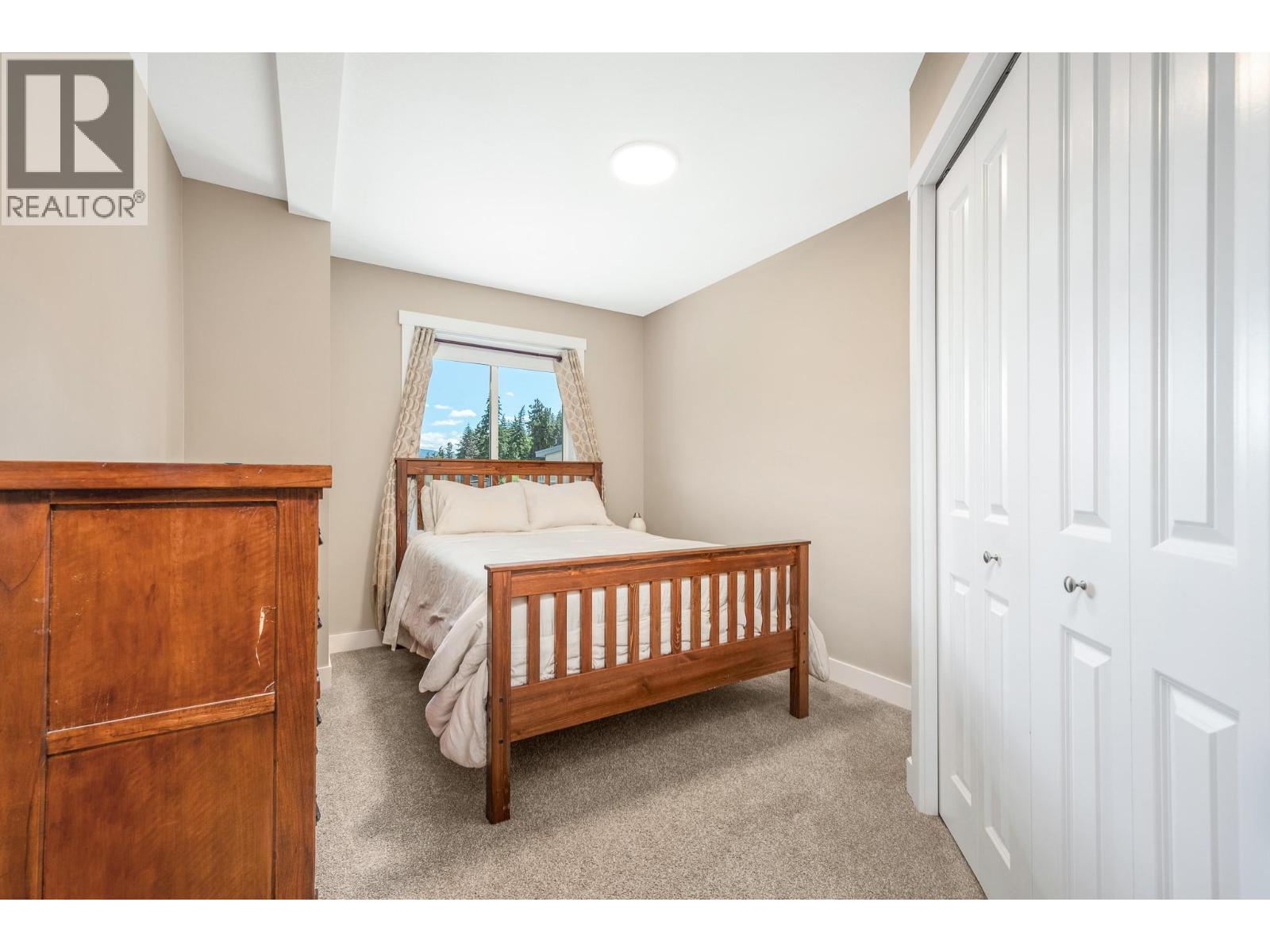 #7 2893 Robinson Road - 18