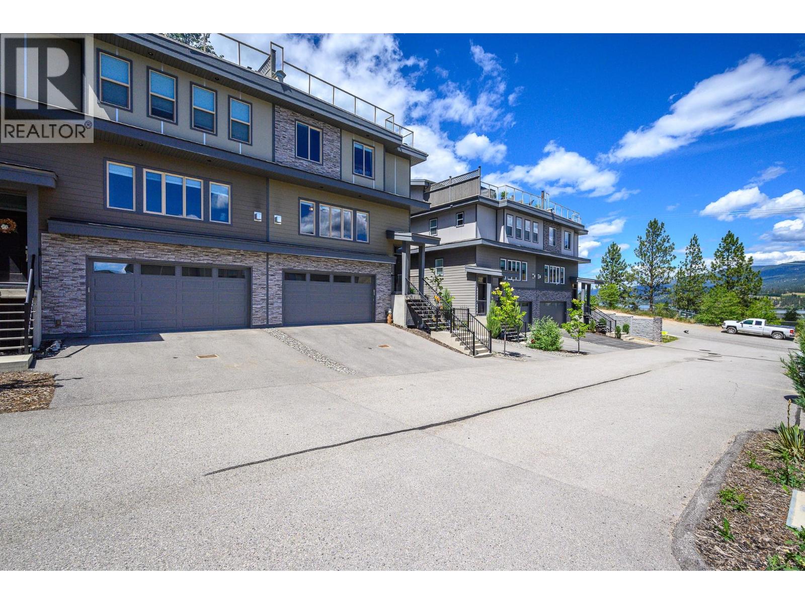 2893 Robinson Road Unit# 7, Lake Country