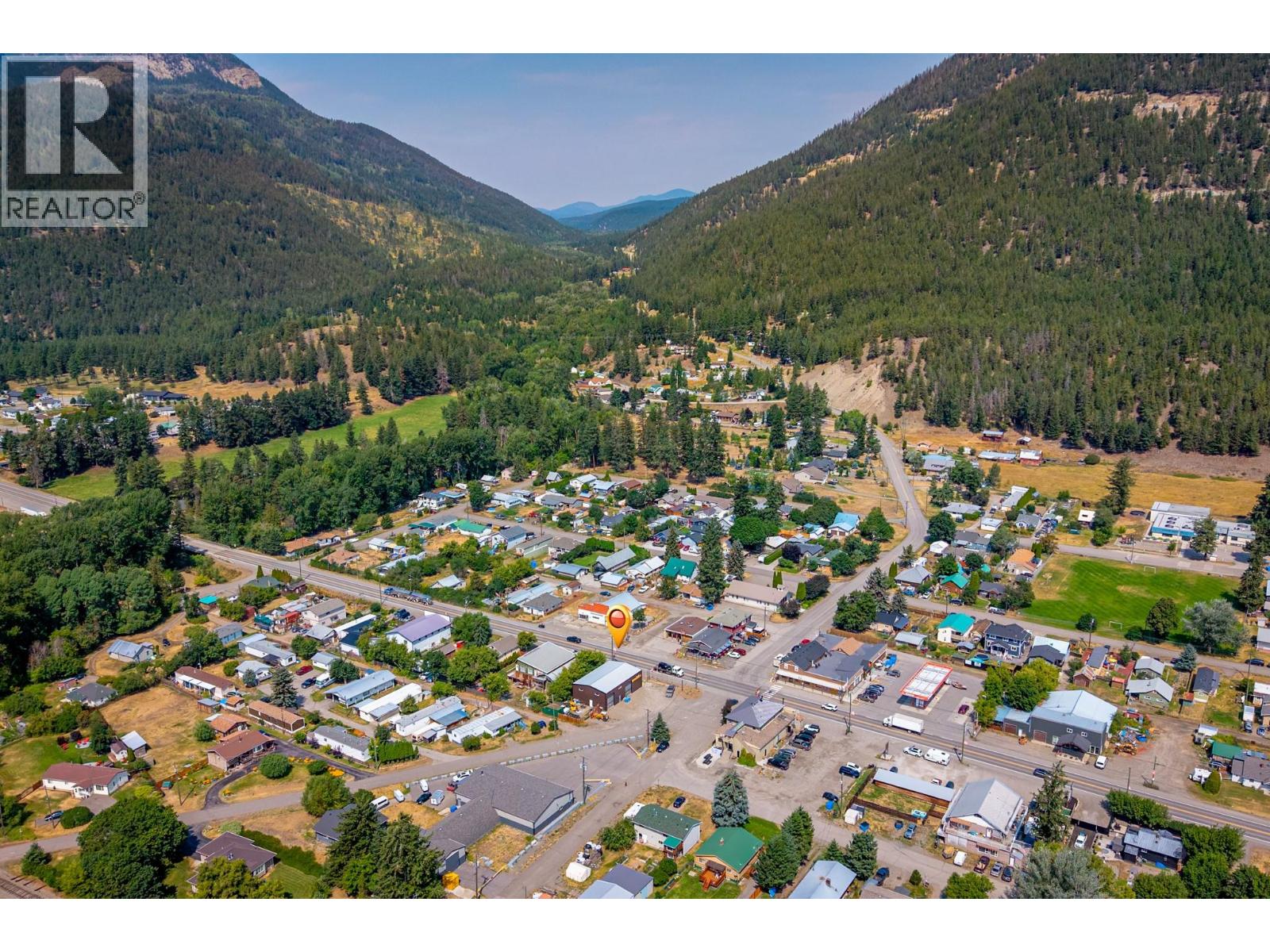 5755 97 Highway, Falkland