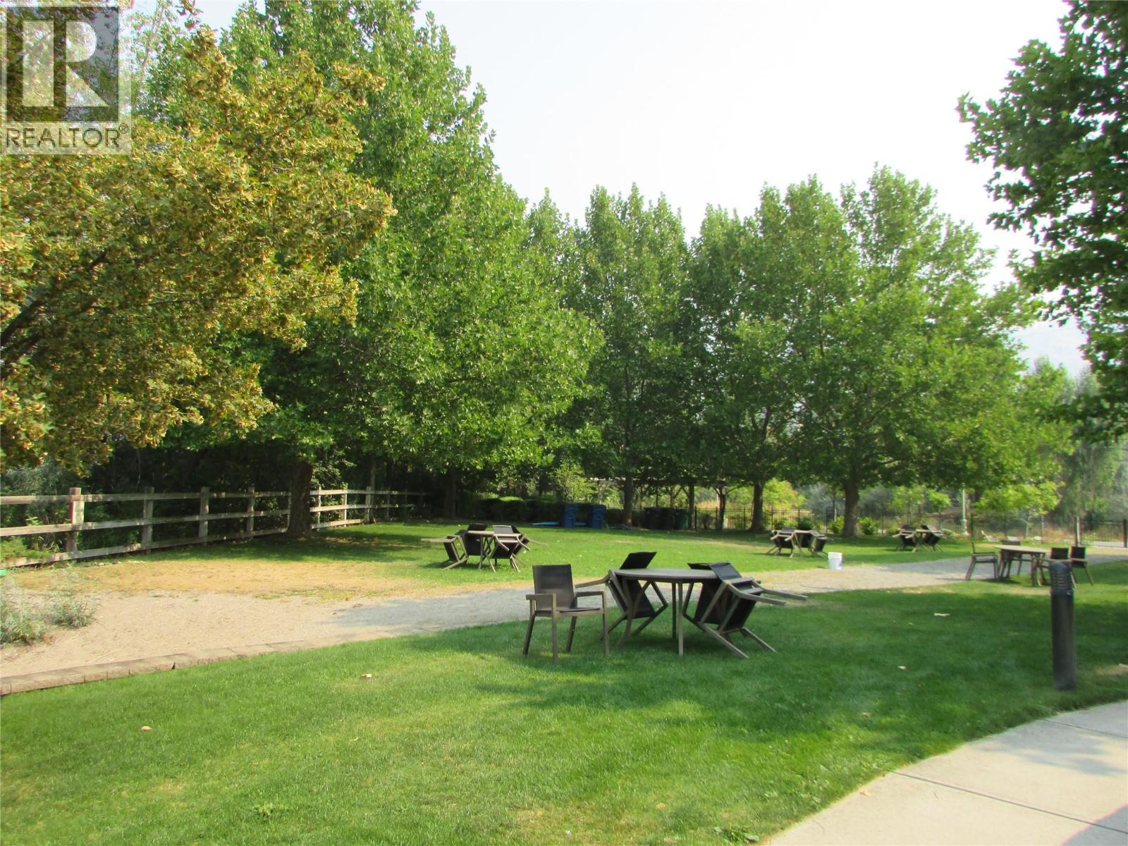 4200 LAKESHORE Drive Unit# 332, Osoyoos