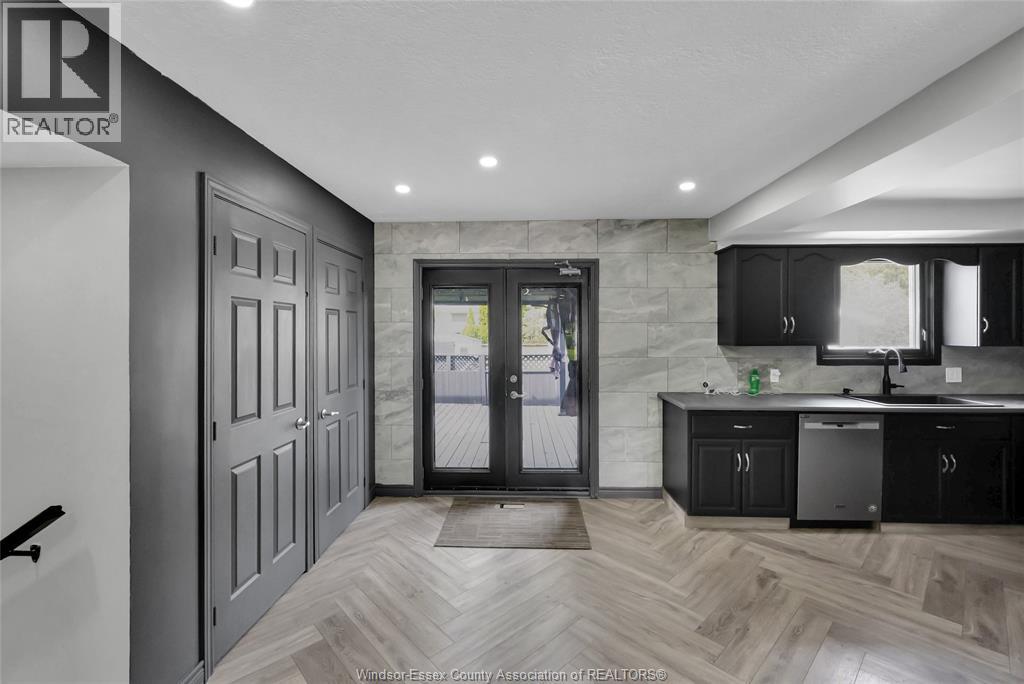 74 CHESTNUT DRIVE - 11