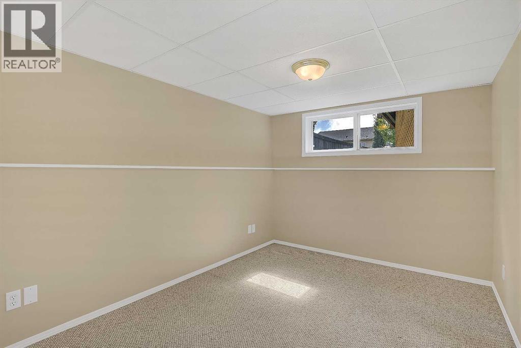 11509 83 Avenue - Image 37