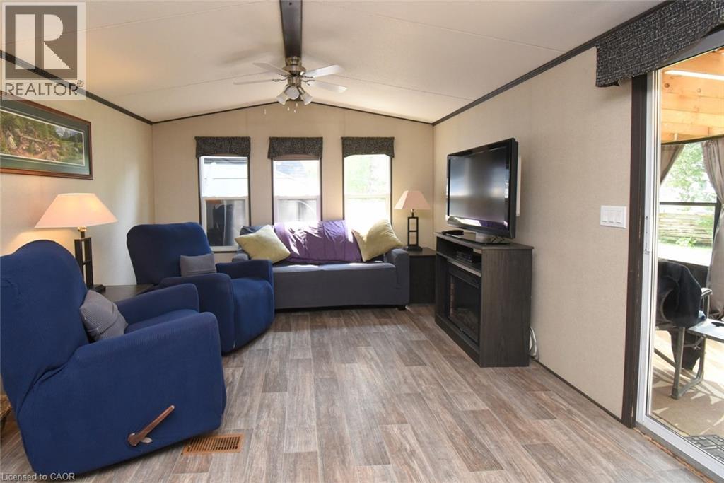1218 8TH CONCESSION Road W Unit# 60 Snob Hill - 14