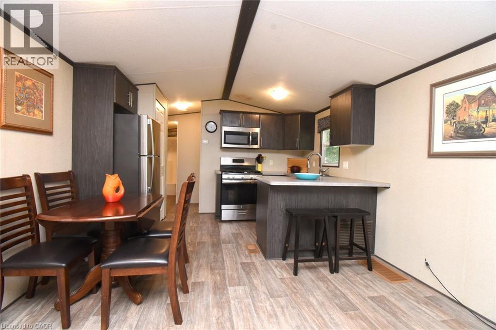 1218 8TH CONCESSION Road W Unit# 60 Snob Hill - 6