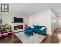 Primary Bedroom - 10 2109 13th St, Courtenay, BC V9N0B1 Photo 6