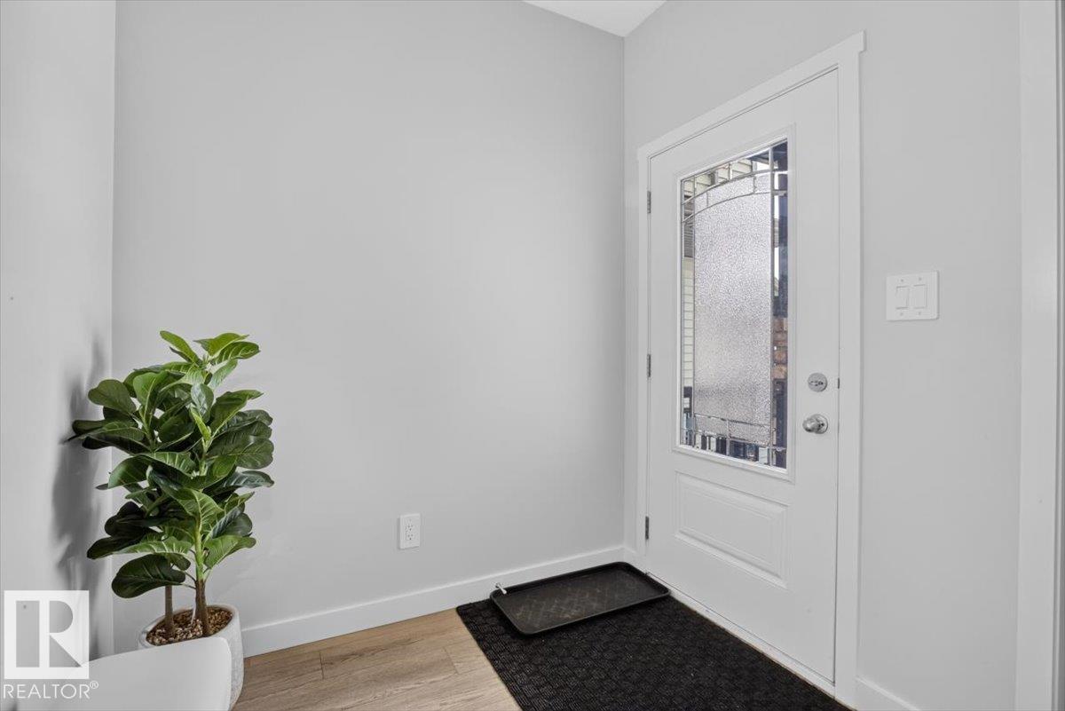 18119 70 ST NW - 7