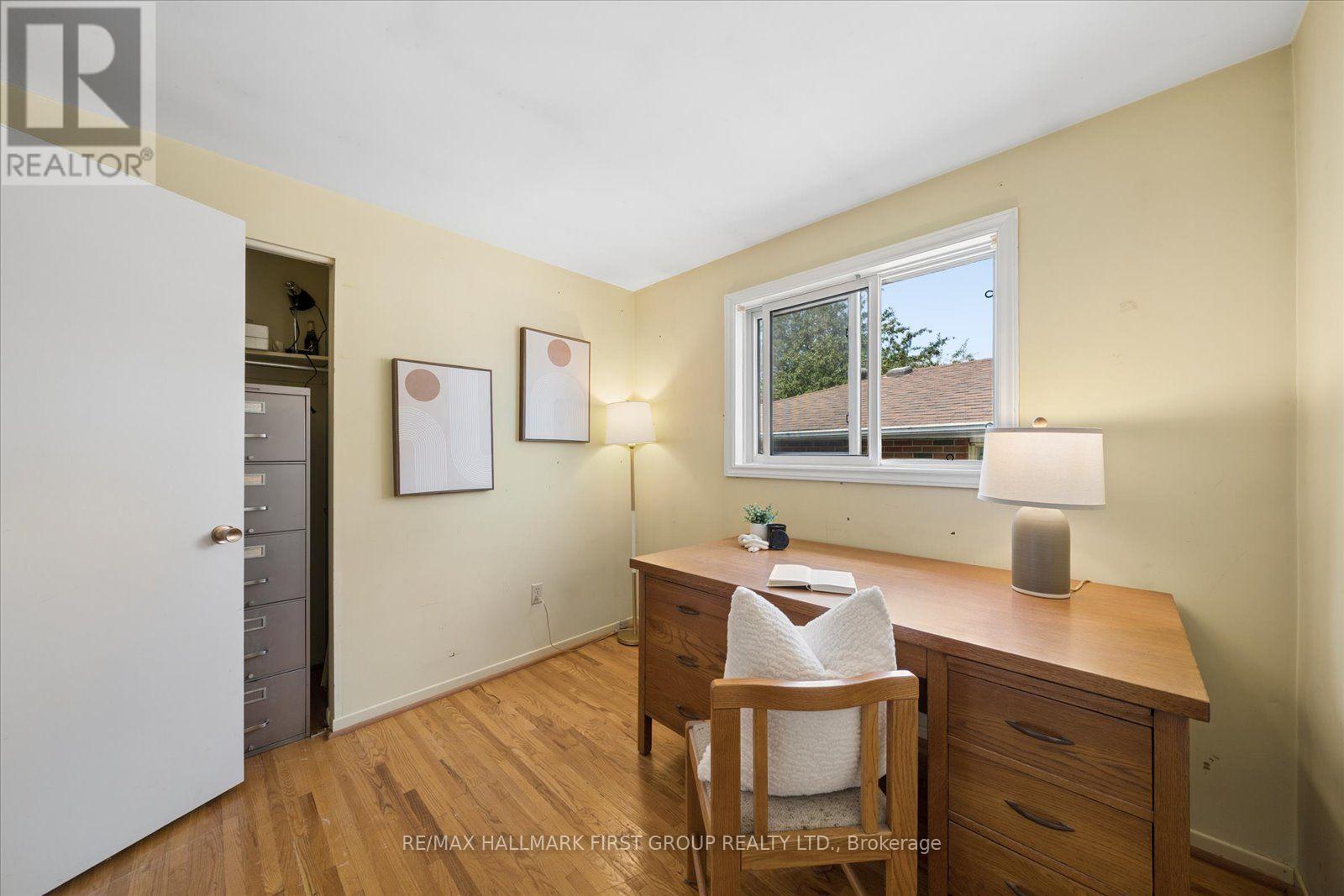13 LAWRIE ROAD - 15
