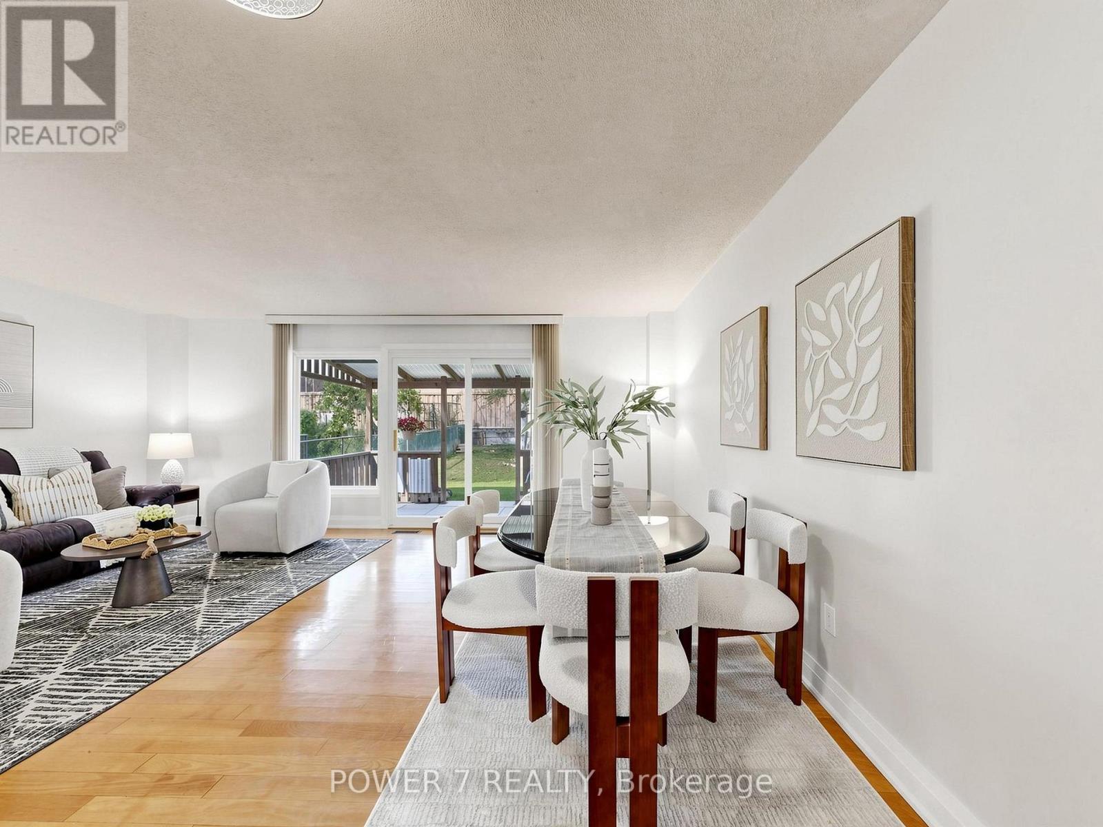 18 SPRUCEWOOD COURT - 12