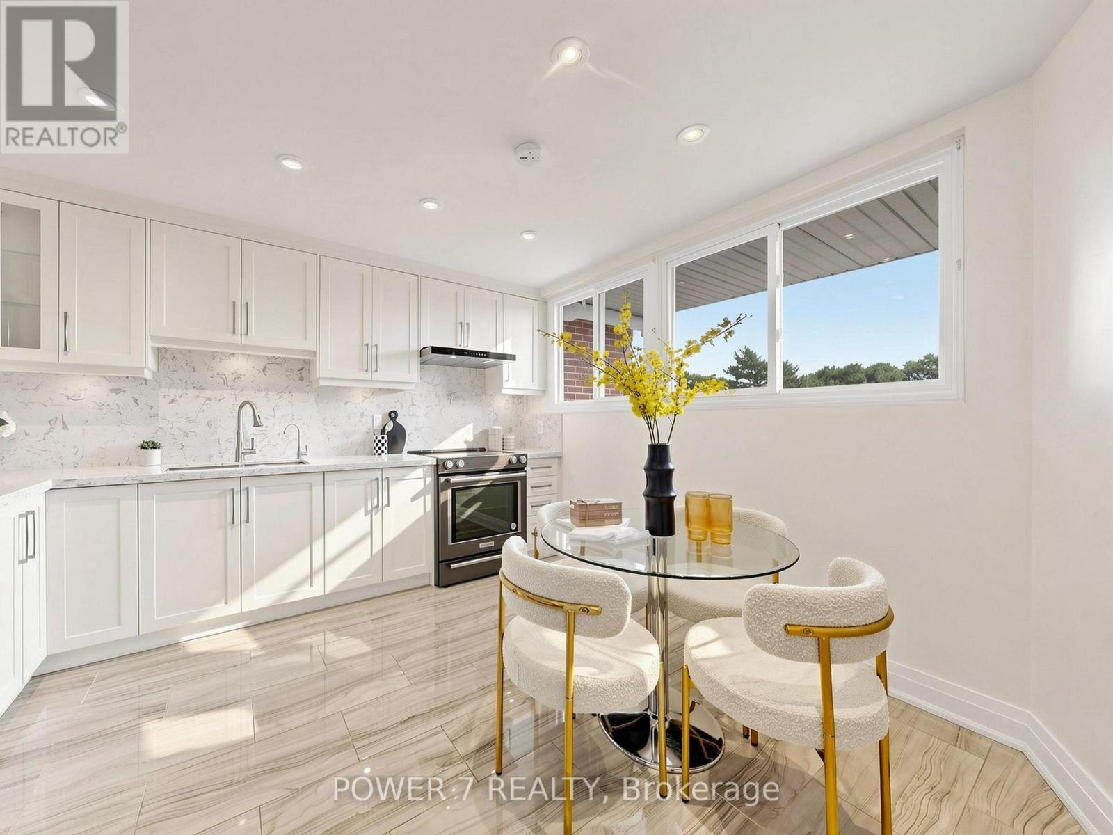 18 SPRUCEWOOD COURT - 18