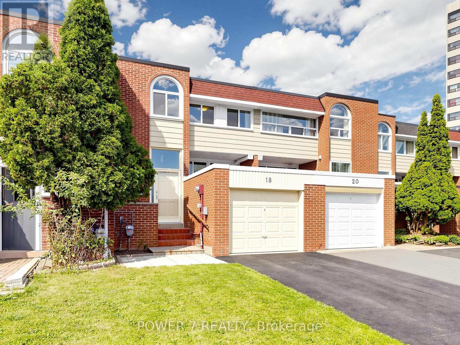 18 SPRUCEWOOD COURT - 2