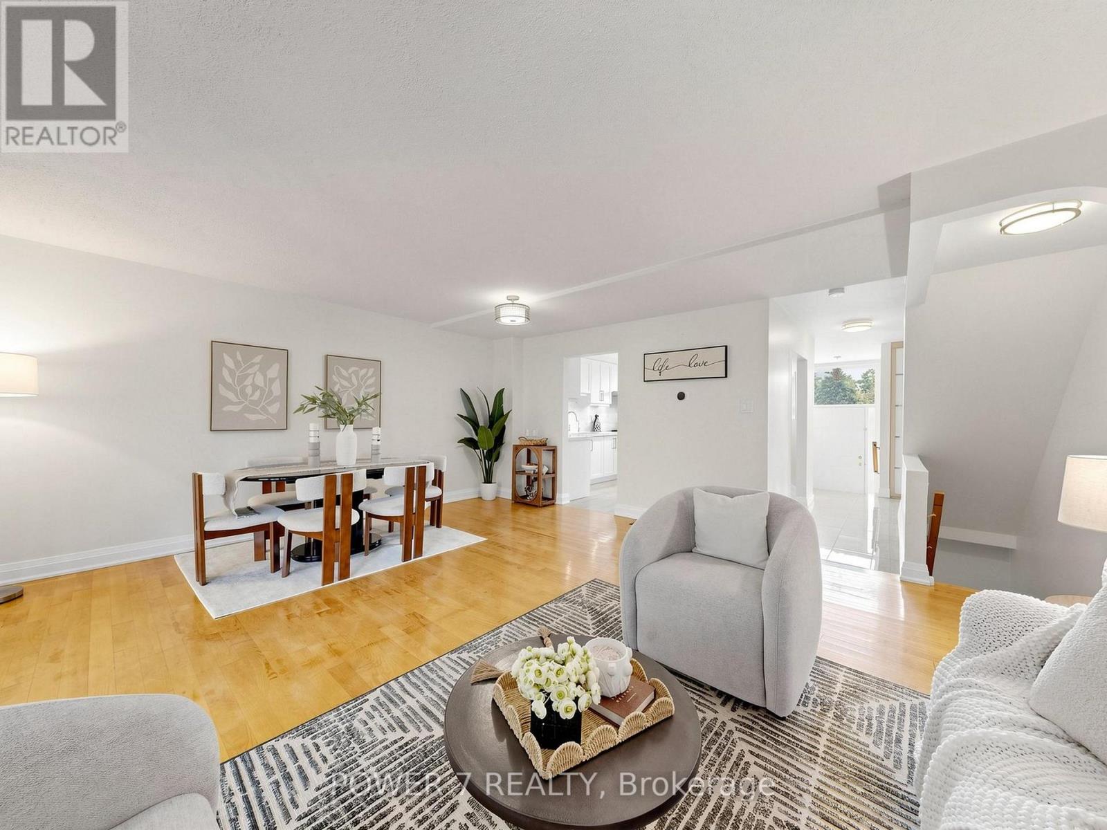 18 SPRUCEWOOD COURT - 8