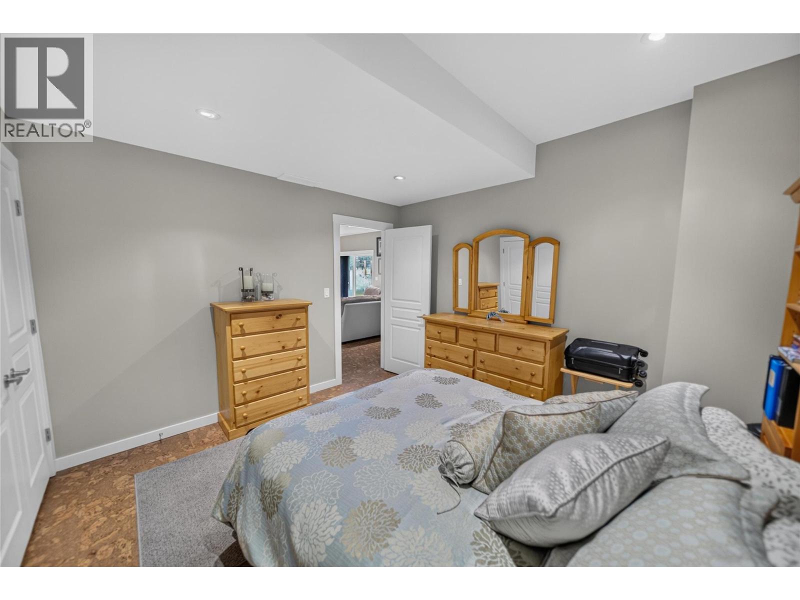 204 BOULDER CREEK Drive, Cranbrook