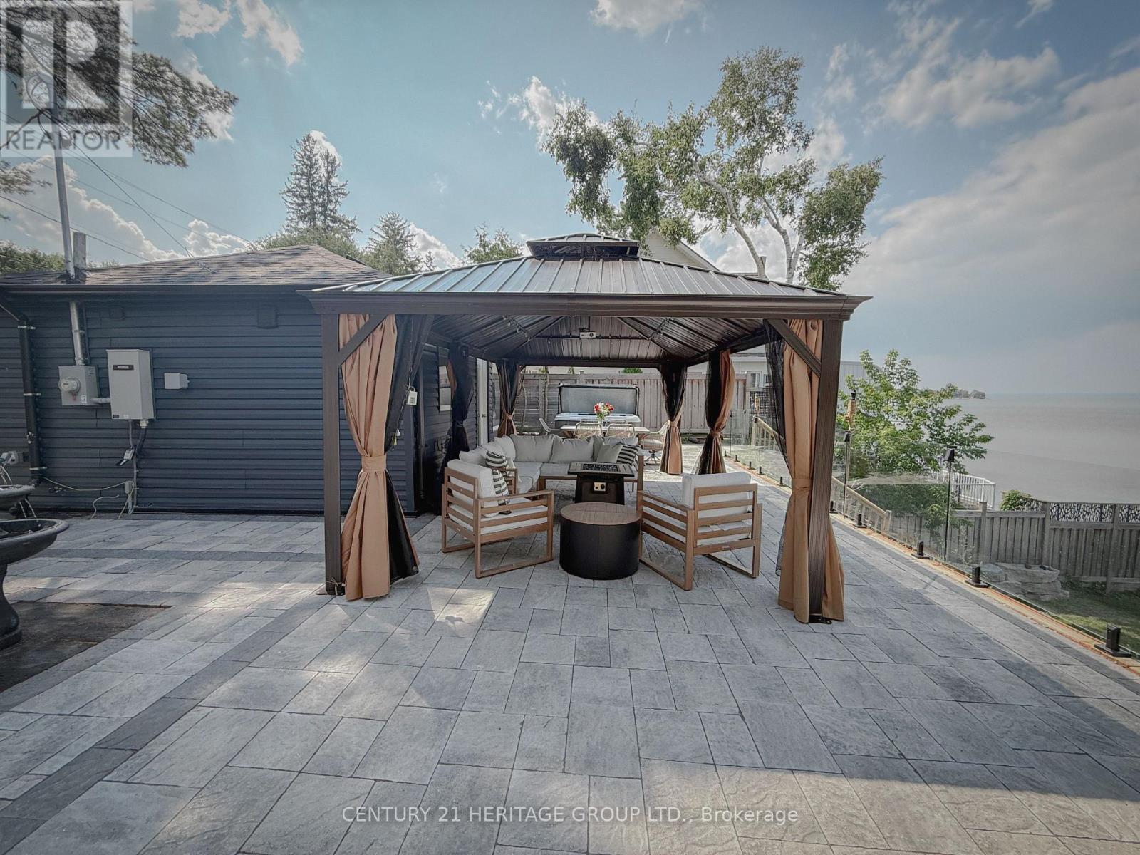 110 HEDGE ROAD - Image 29