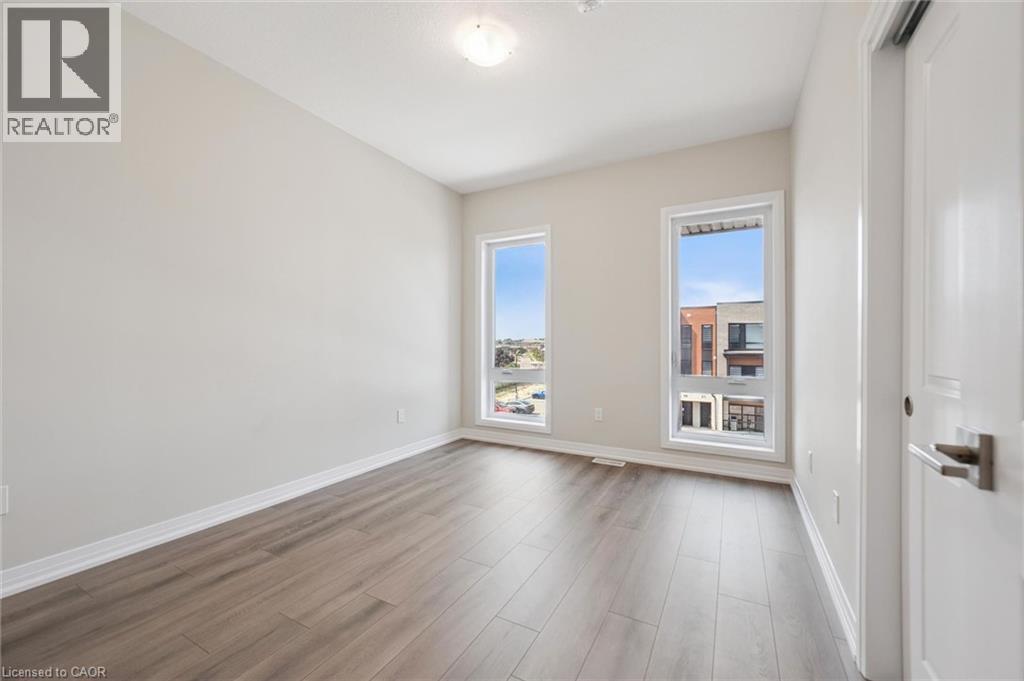 #B046 525 ERINBROOK Drive - Image 29