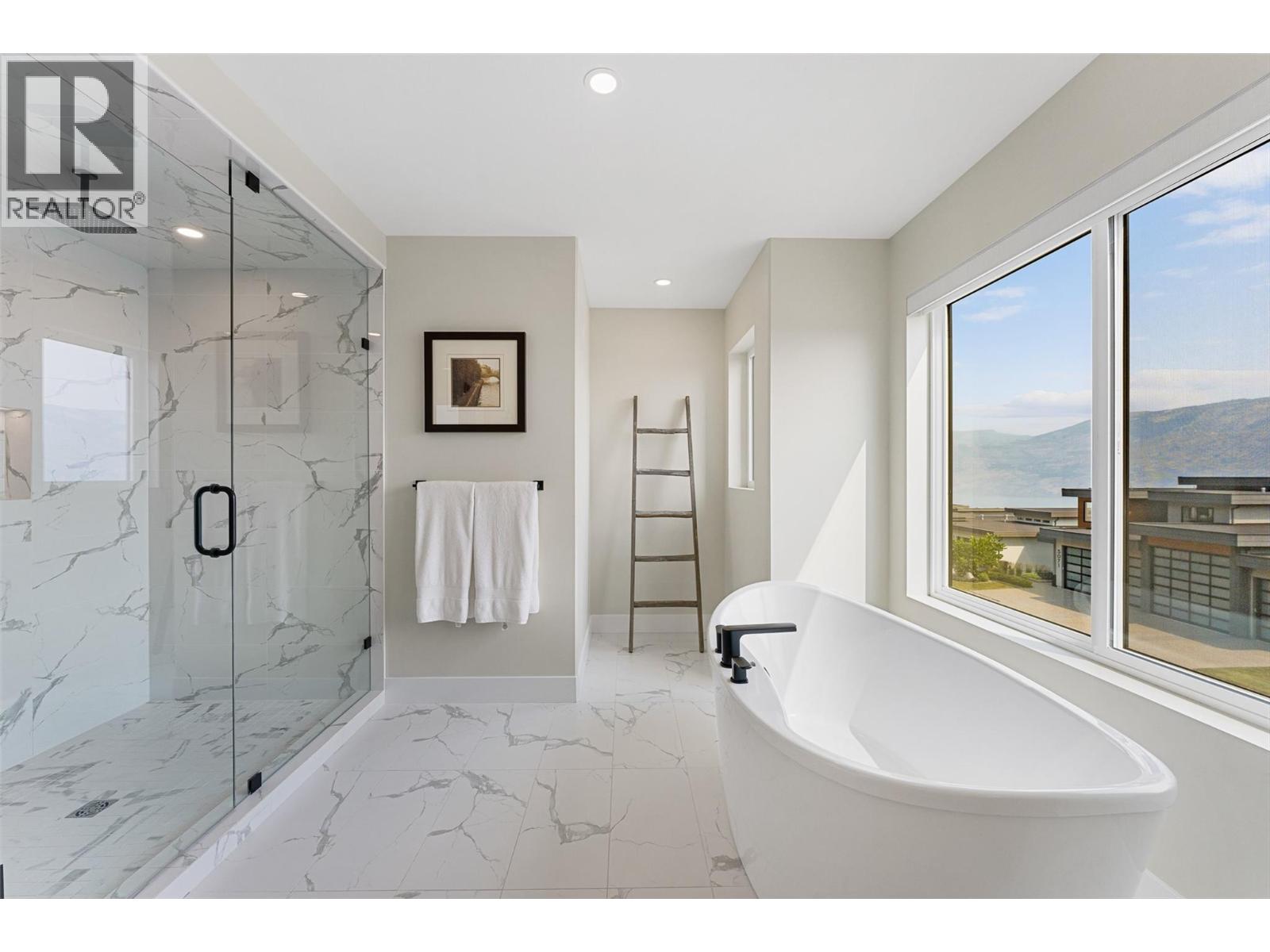 5066 Morrison Court, Peachland