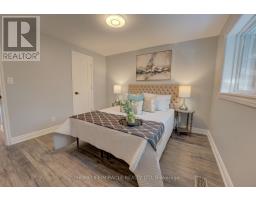 85 Silverstone Drive, Toronto, ON M9V3G4 Photo 16