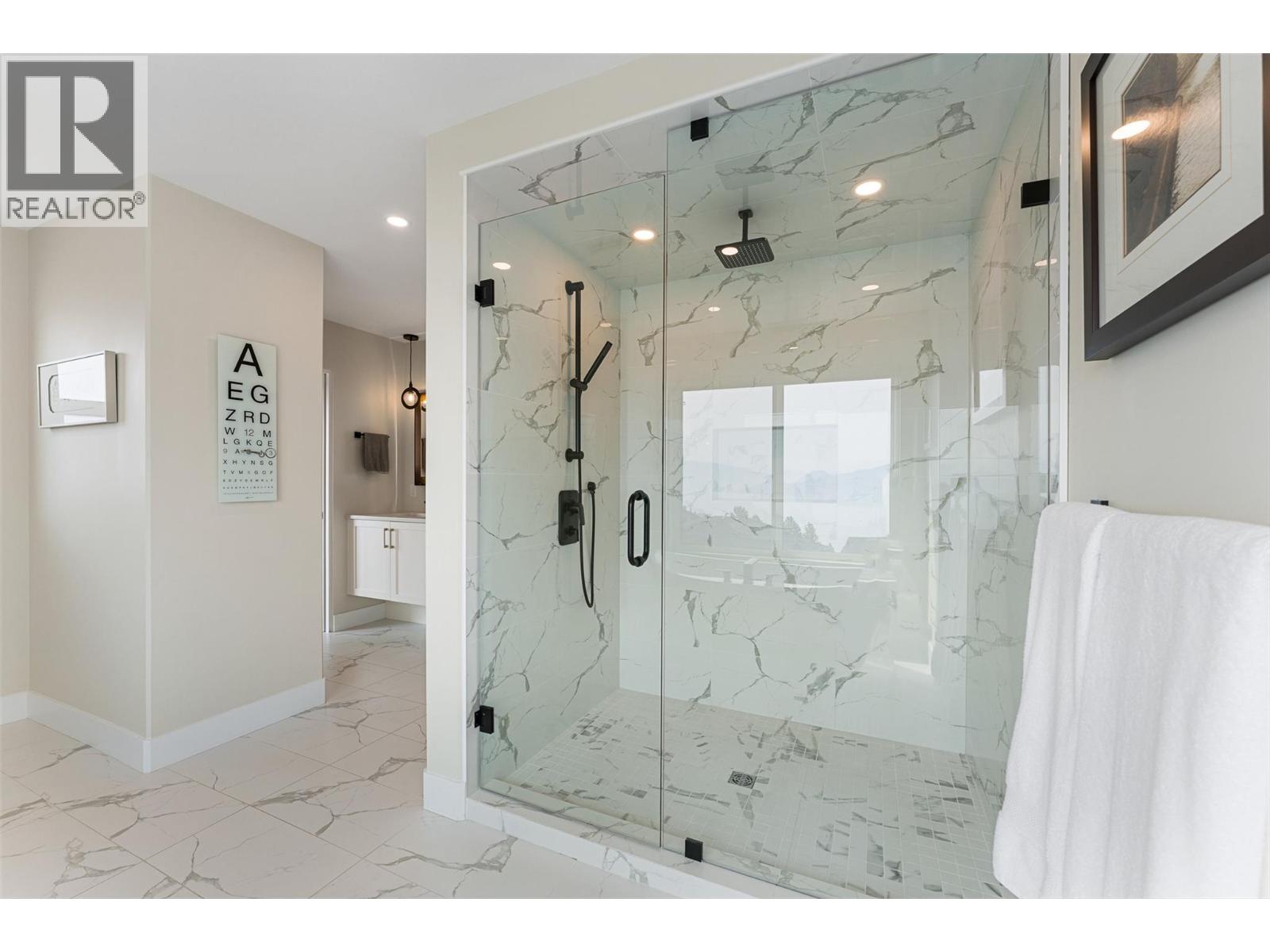 5066 Morrison Court, Peachland