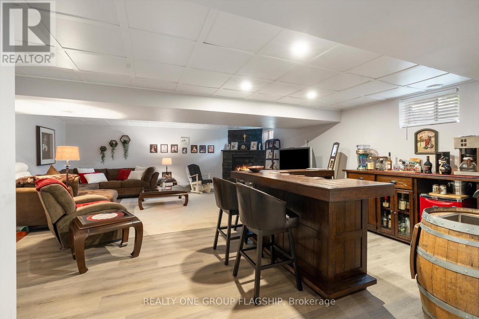 104 BERWICK TRAIL - 35