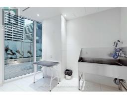 1404 - 33 Helendale Avenue, Toronto, ON M4R0A4 Photo 27