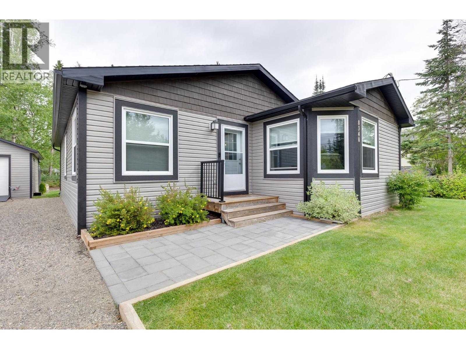 8340 CANTLE DRIVE, Prince George