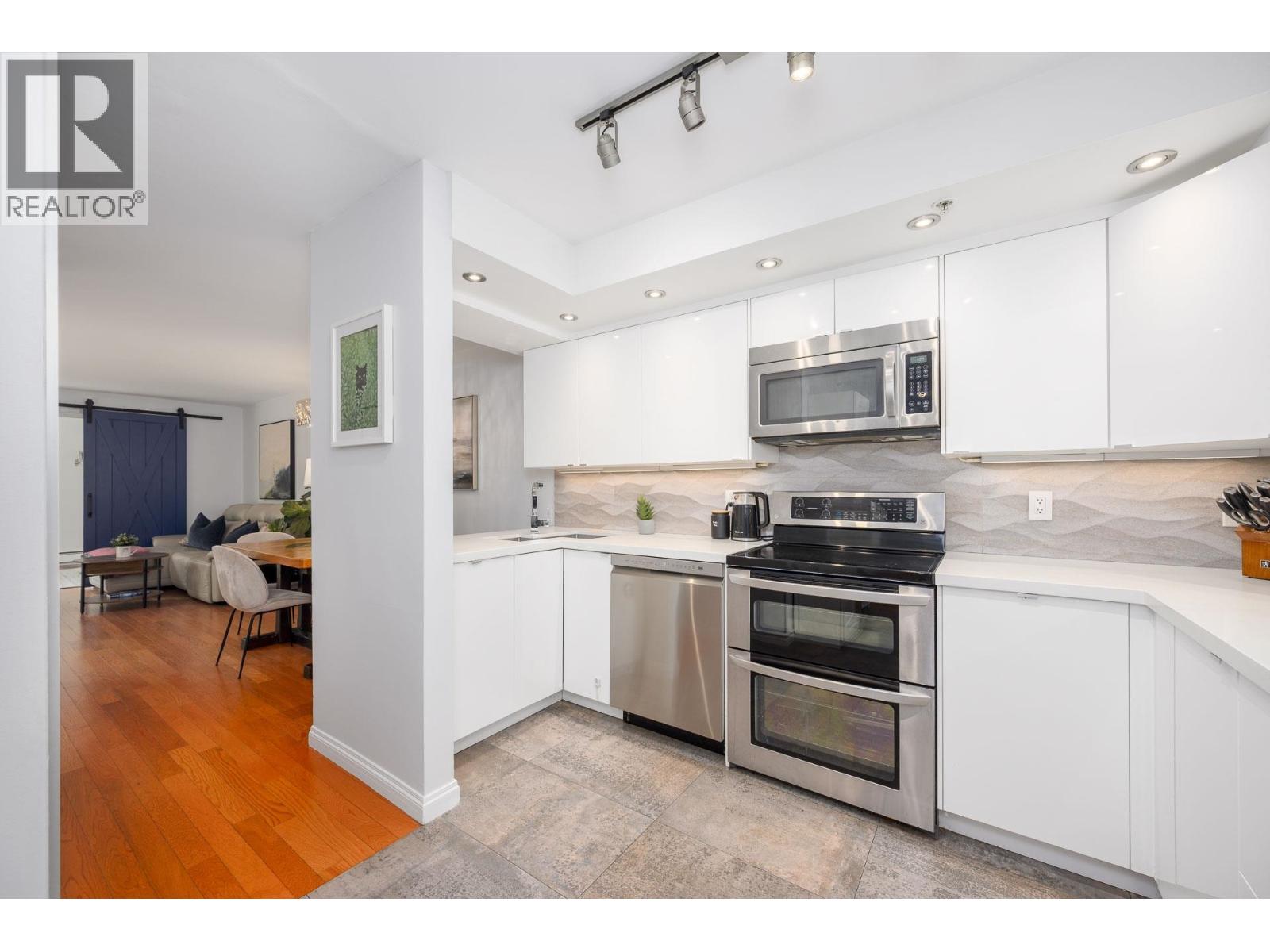 3 Bed, 1 Bath Apartment for Sale in Vancouver – 104 1500 PENDRELL STREET, Vancouver – MLS# R3147794 - Image 17