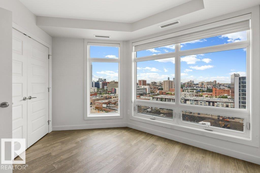 #1102 10388 105 ST NW - Image 16