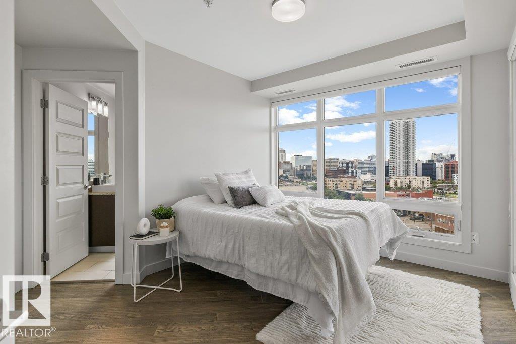 #1102 10388 105 ST NW - 21