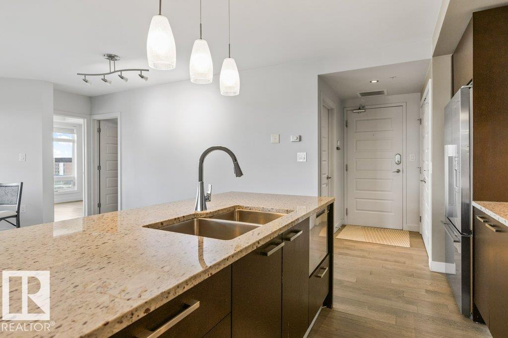 #1102 10388 105 ST NW - 9