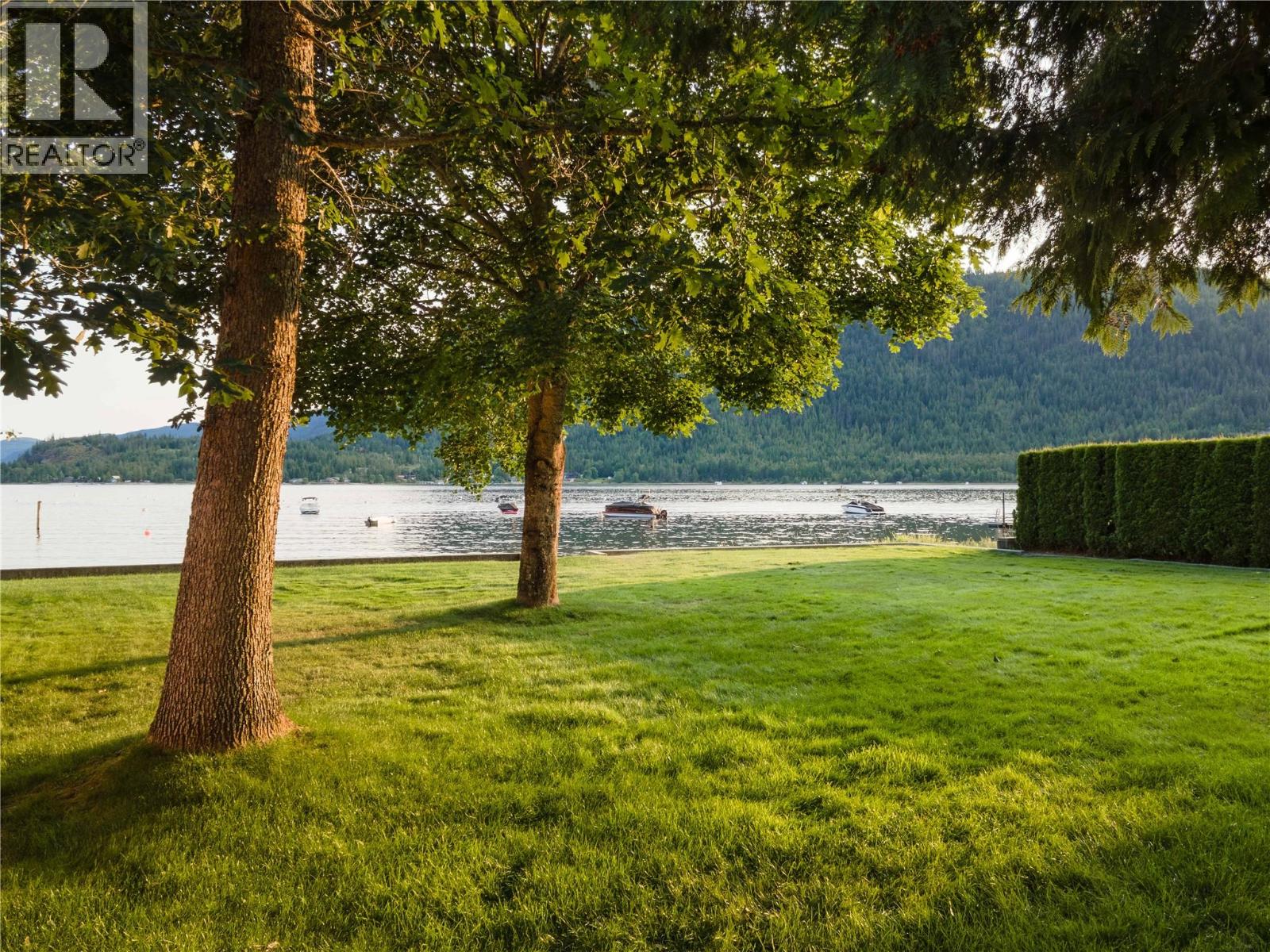 413 97A Highway, Sicamous