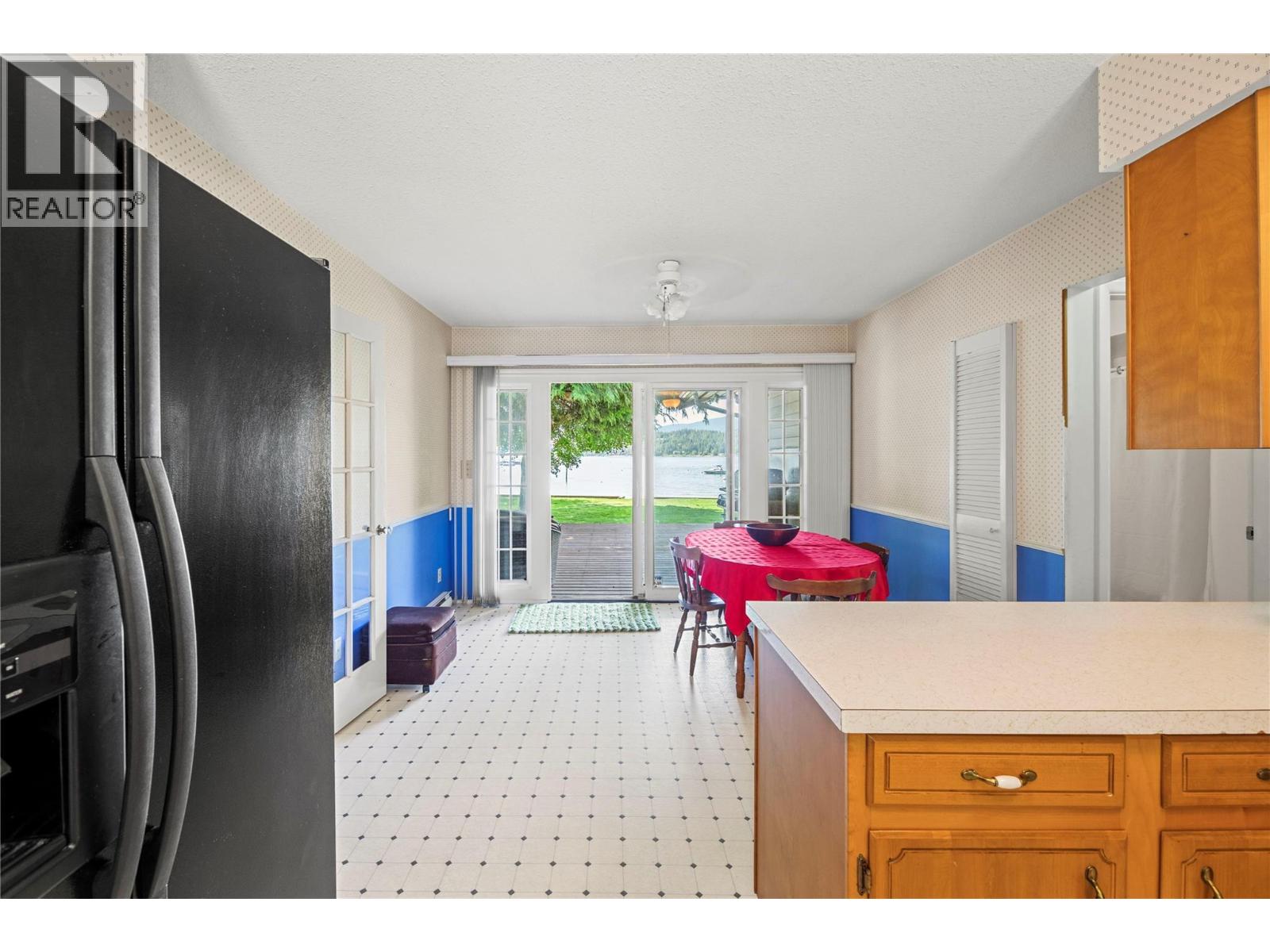413 97A Highway, Sicamous