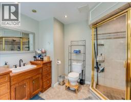 1328 Glendale Avenue, Salmo, BC V0G1Z0 Photo 19