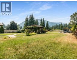 1328 Glendale Avenue, Salmo, BC V0G1Z0 Photo 59